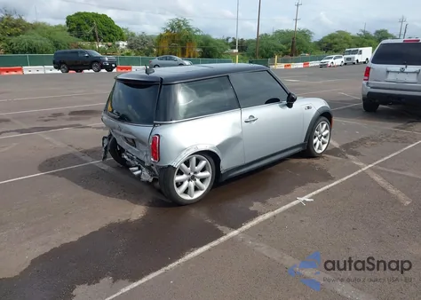 2005 Mini Cooper S z USA, uszkodzony, nr VIN WMWRE33575TL10408